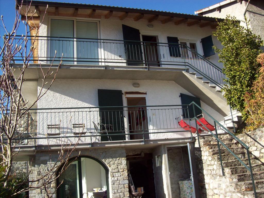 Casa Delle Camelie Apartment Sorico Luaran gambar