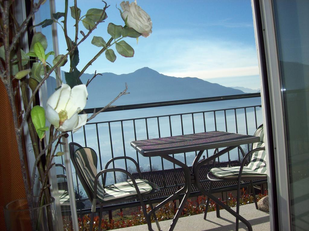 Casa Delle Camelie Apartment Sorico Luaran gambar