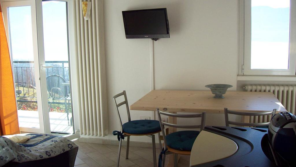 Casa Delle Camelie Apartment Sorico Luaran gambar