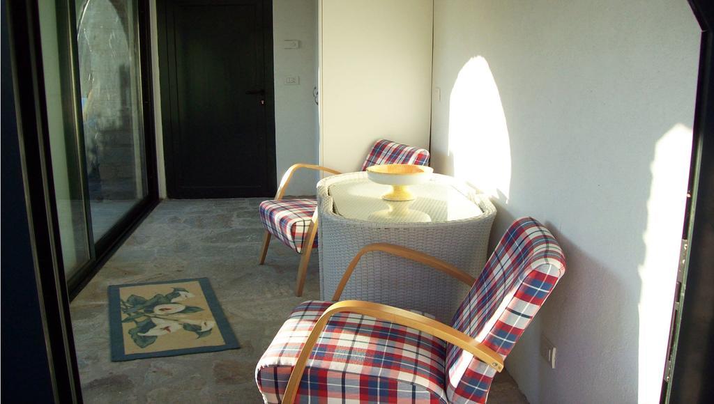 Casa Delle Camelie Apartment Sorico Luaran gambar