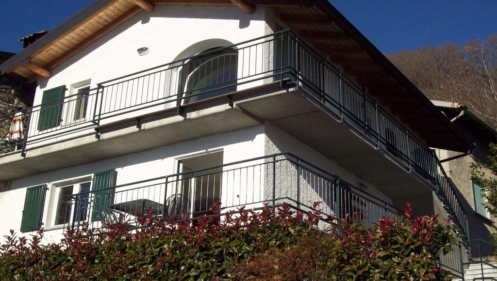 Casa Delle Camelie Apartment Sorico Luaran gambar