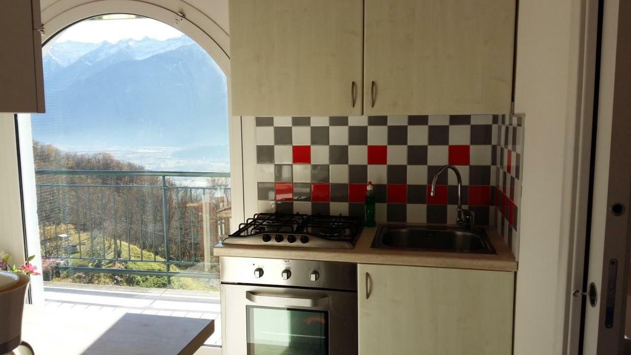 Casa Delle Camelie Apartment Sorico Luaran gambar