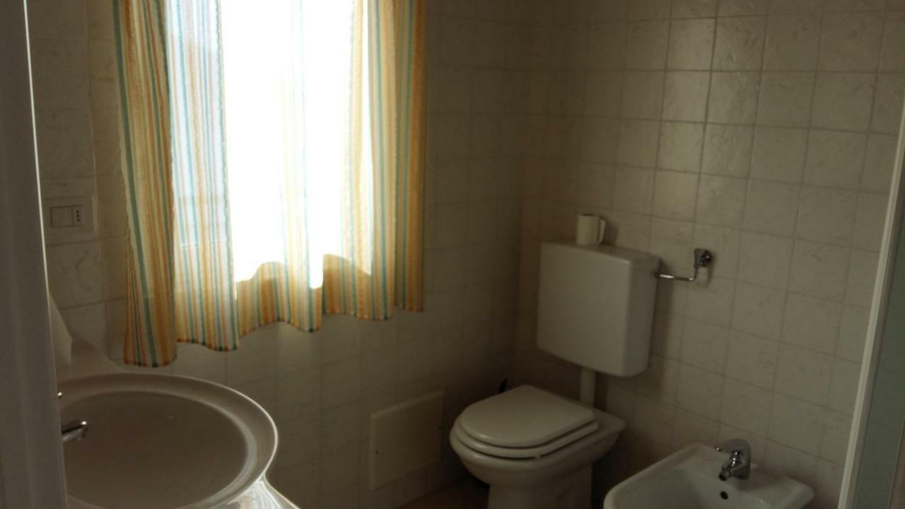 Casa Delle Camelie Apartment Sorico Luaran gambar