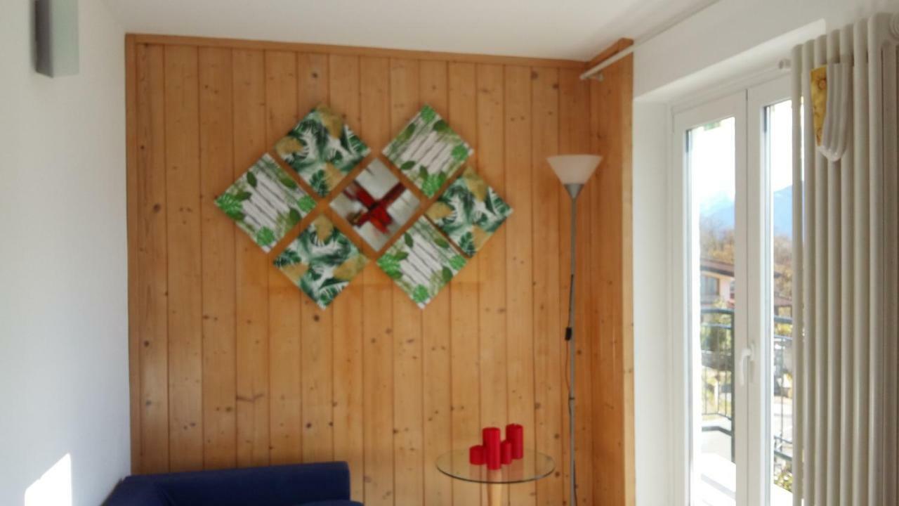 Casa Delle Camelie Apartment Sorico Luaran gambar